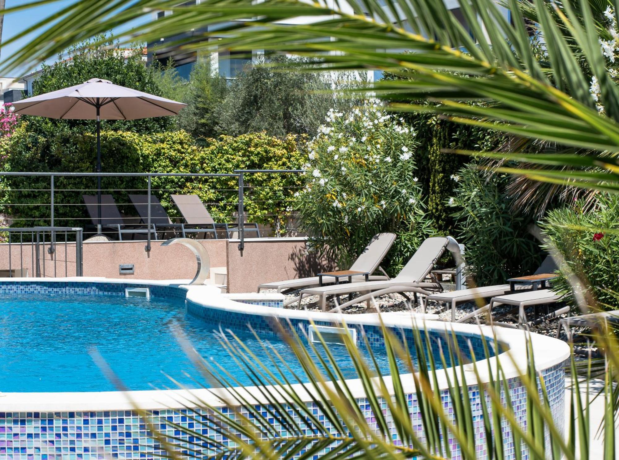 Hotel Petrcane Ngoại thất bức ảnh