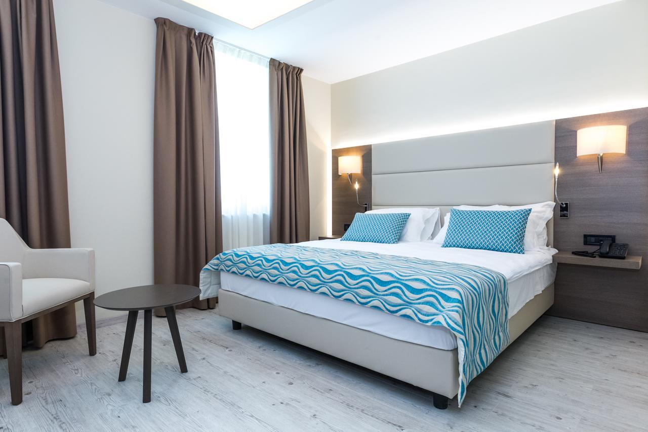 Hotel Petrcane Ngoại thất bức ảnh